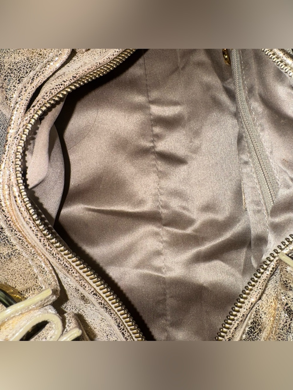 Vintage MOSCHINO Shimmering Gold Champagne Leather Italy Shoulder Hobo Bag - Picture 9 of 16
